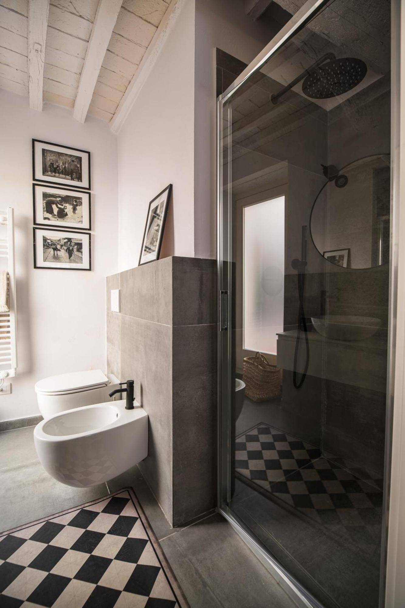 Saliscendi Apartment ปิเอตราซานตา ภายนอก รูปภาพ